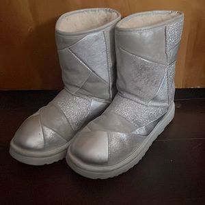 Ugg silver glitter boots women’s size 10
